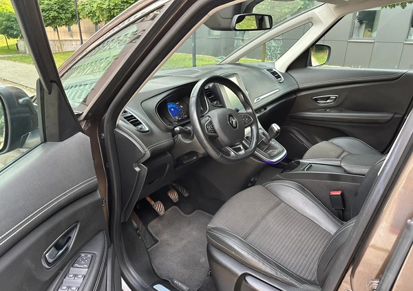 Renault Grand Scenic cena 54900 przebieg: 142700, rok produkcji 2016 z Góra małe 436